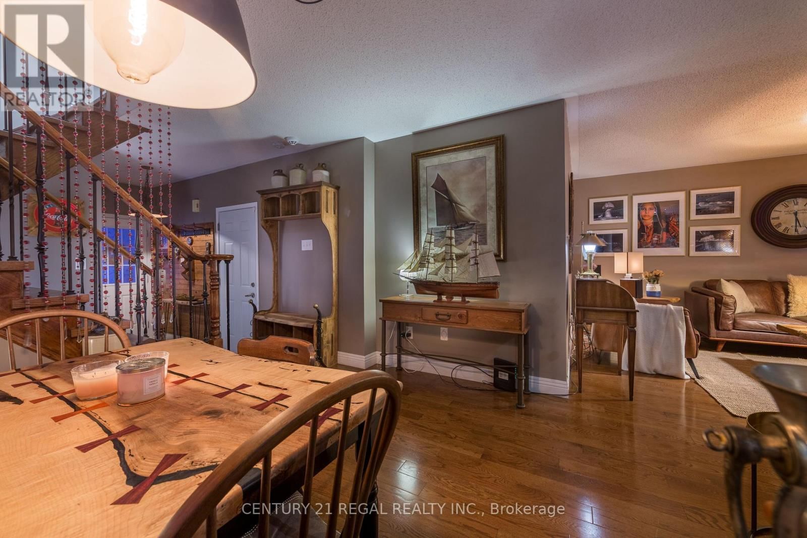 1131 RIDDELL CRESCENT Image 14