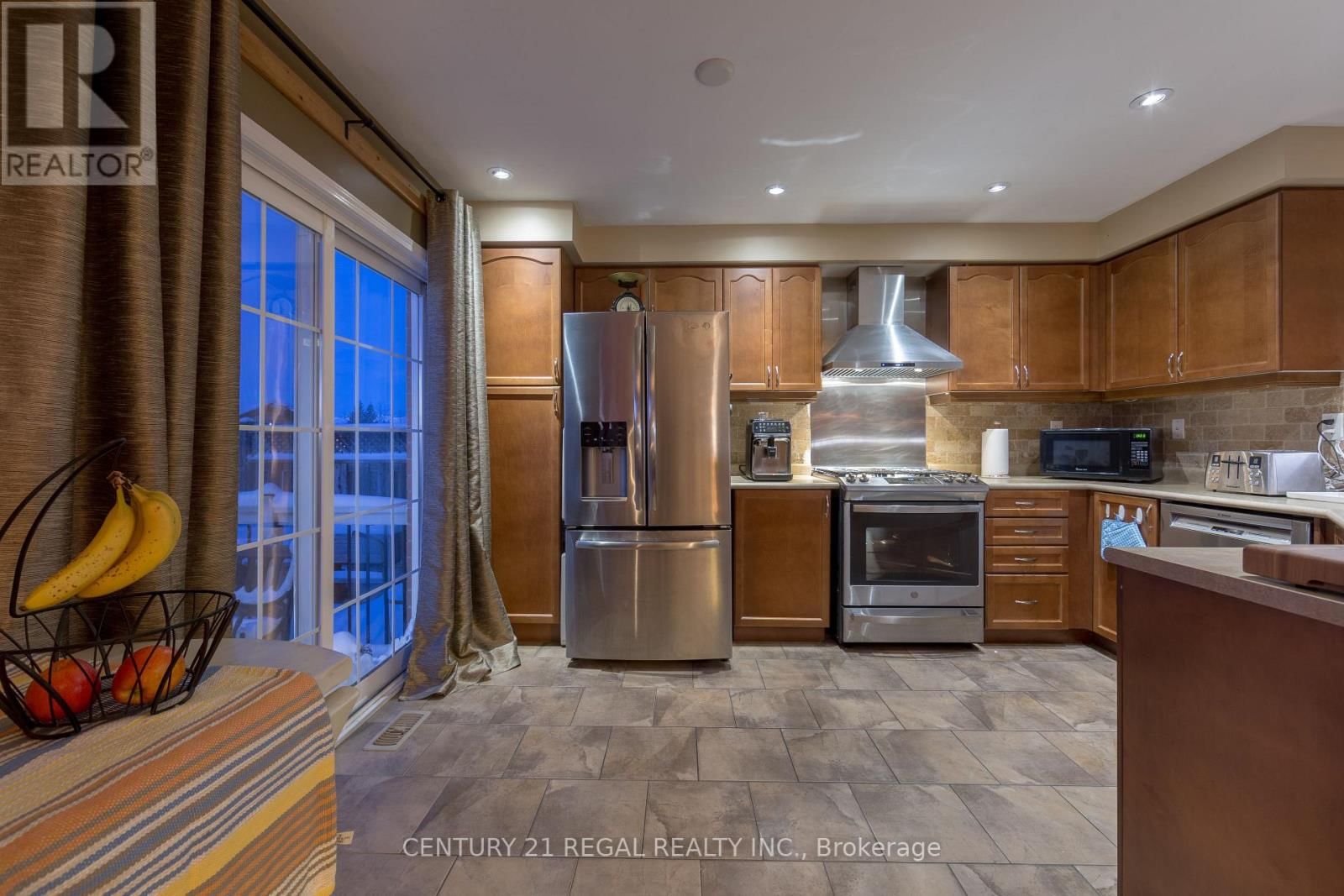 1131 RIDDELL CRESCENT Image 22