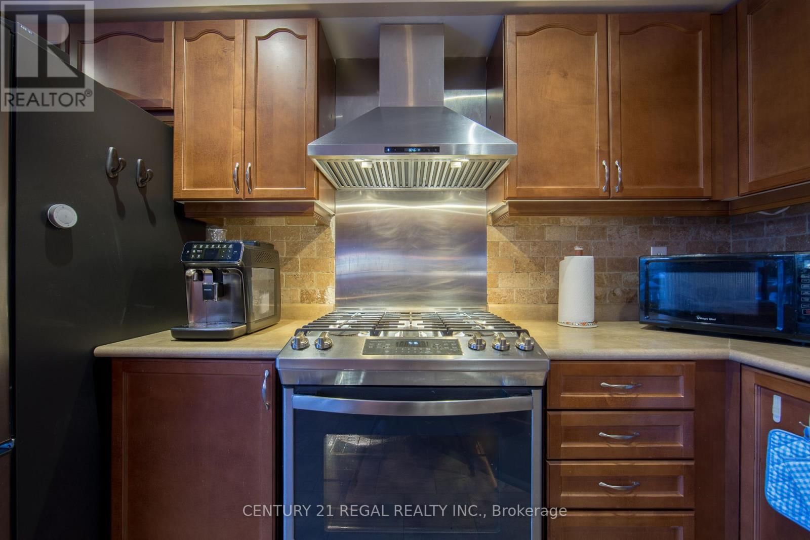 1131 RIDDELL CRESCENT Image 23