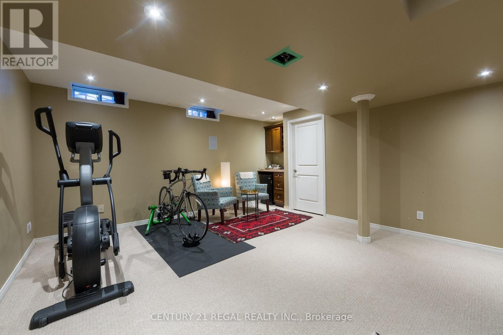 1131 RIDDELL CRESCENT Image 27