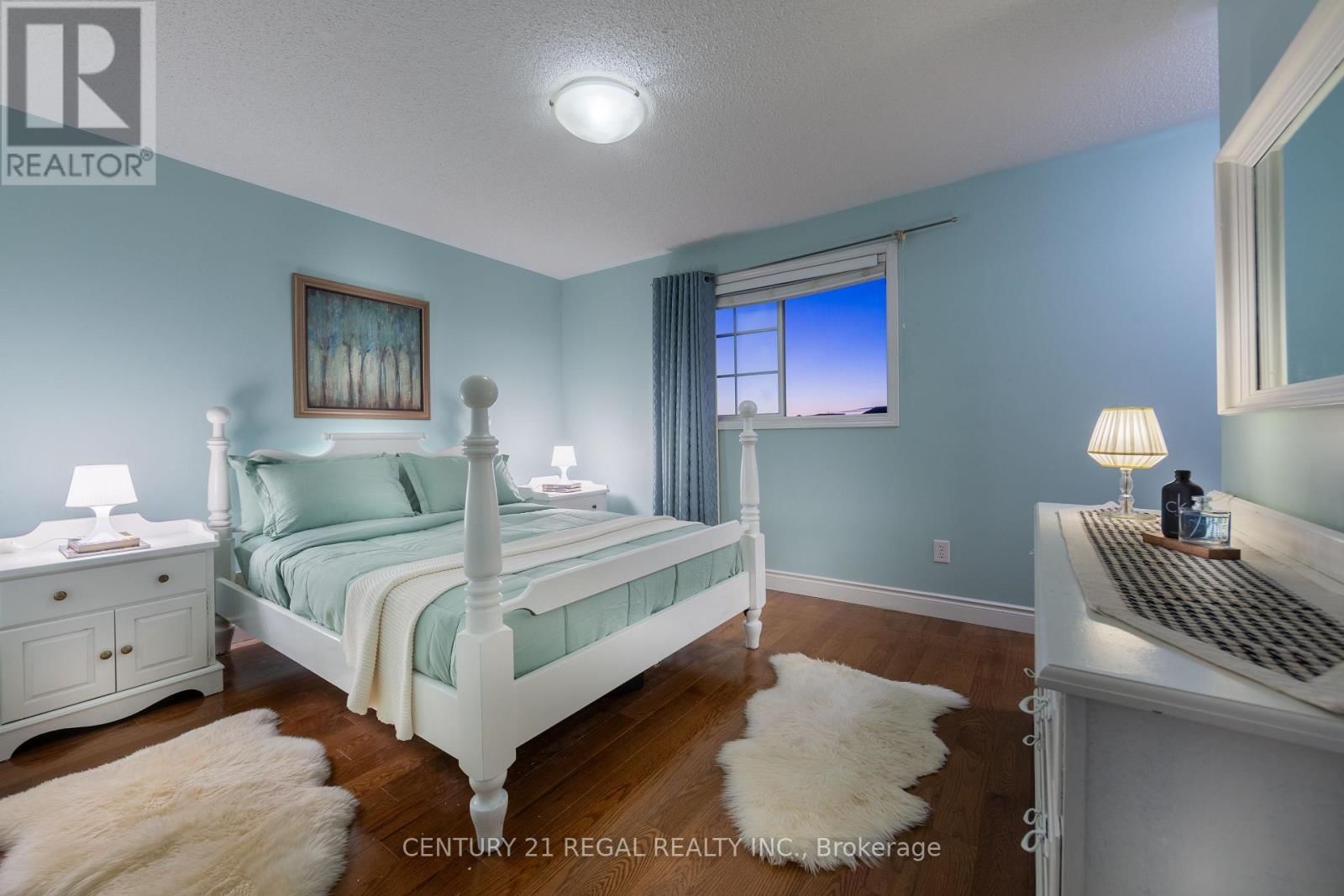 1131 RIDDELL CRESCENT Image 31