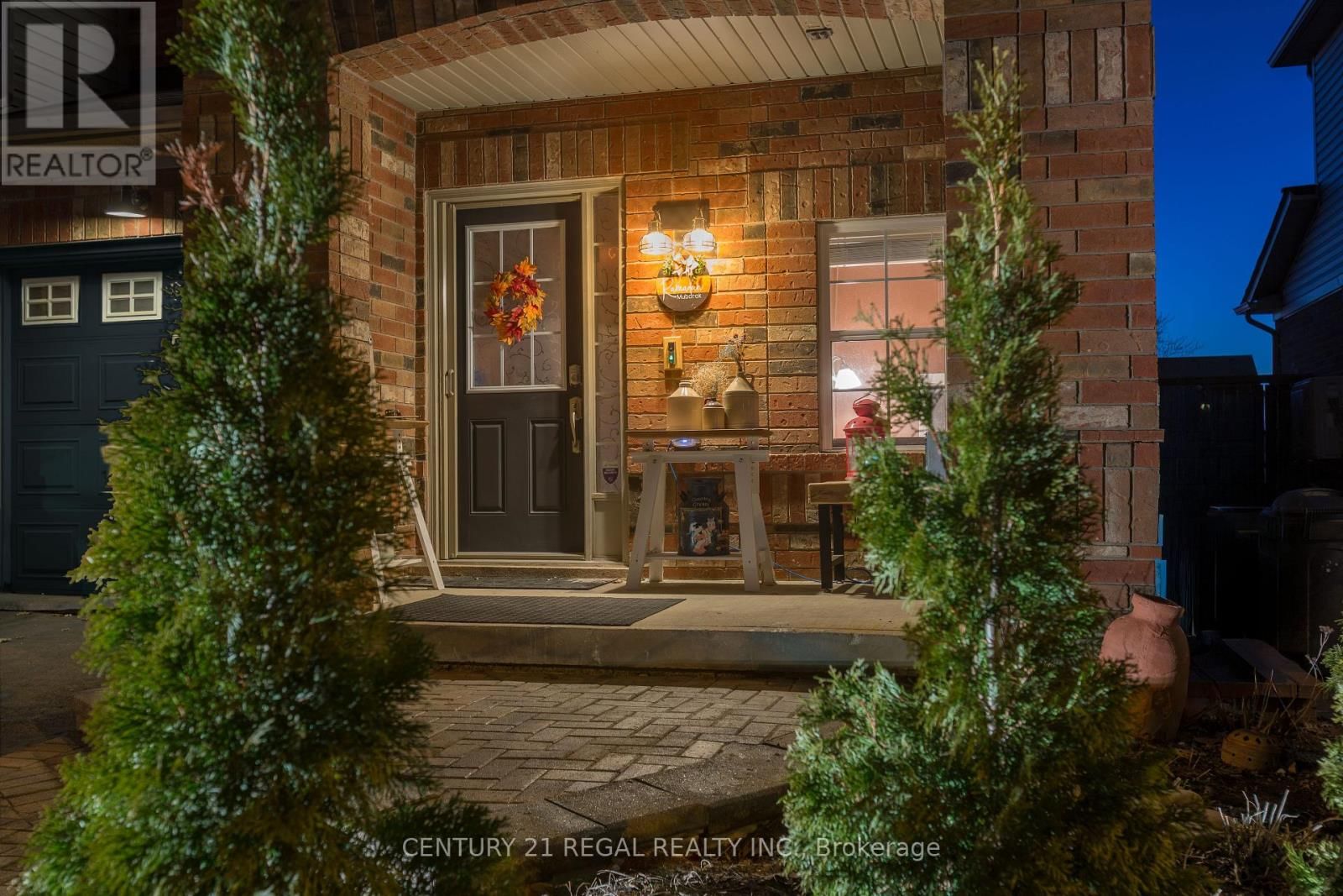 1131 RIDDELL CRESCENT Image 9