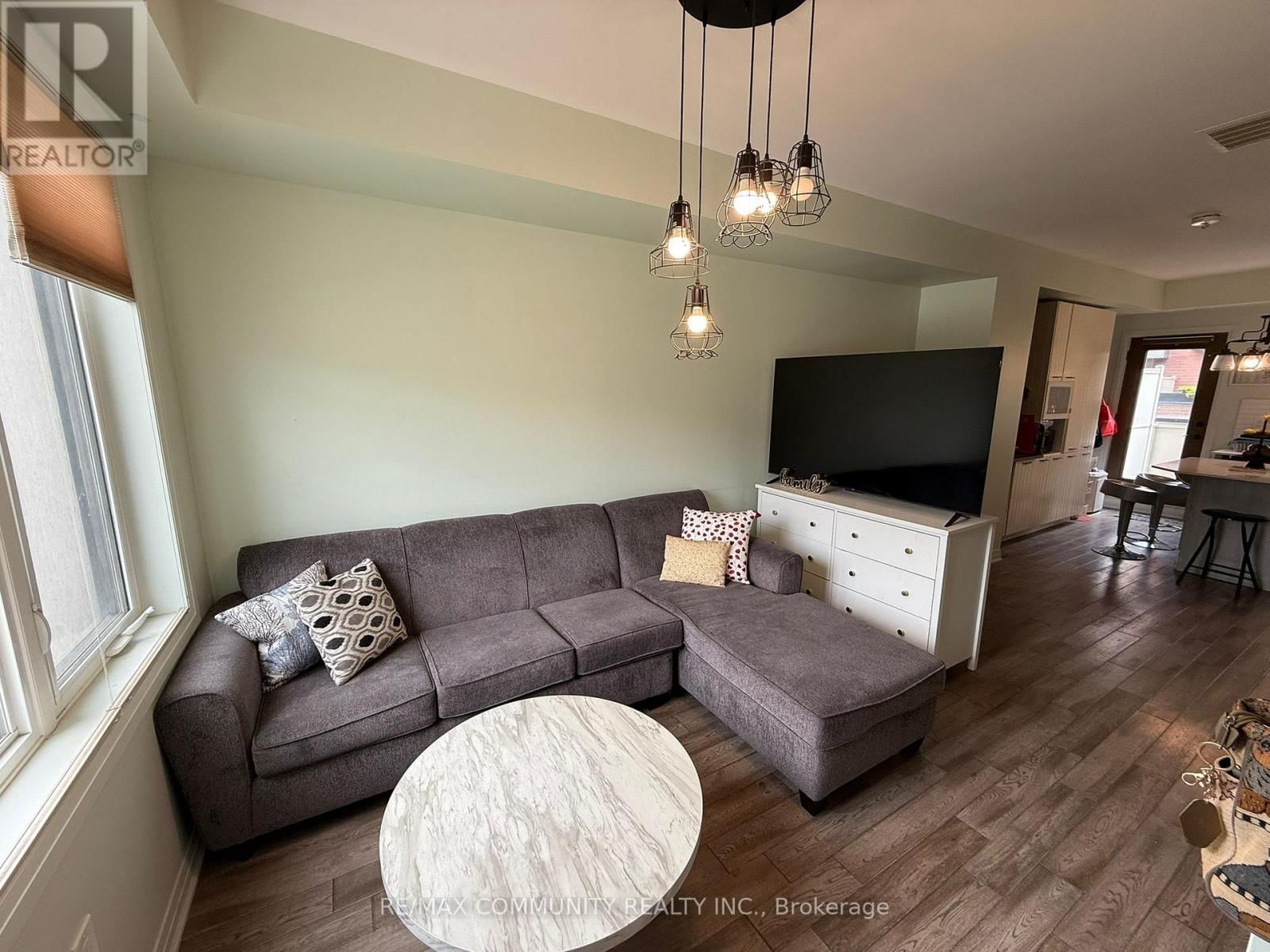 46 SARAH JACKSON CRESCENT Image 5