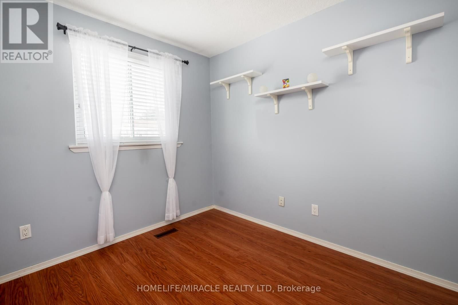 51 - 70 MOREGATE CRESCENT Image 27