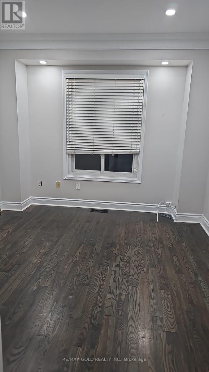 45 LIVINGSTON DRIVE Image 17