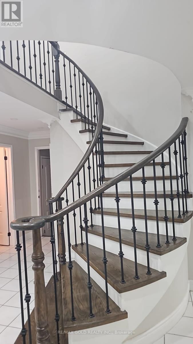 45 LIVINGSTON DRIVE Image 4