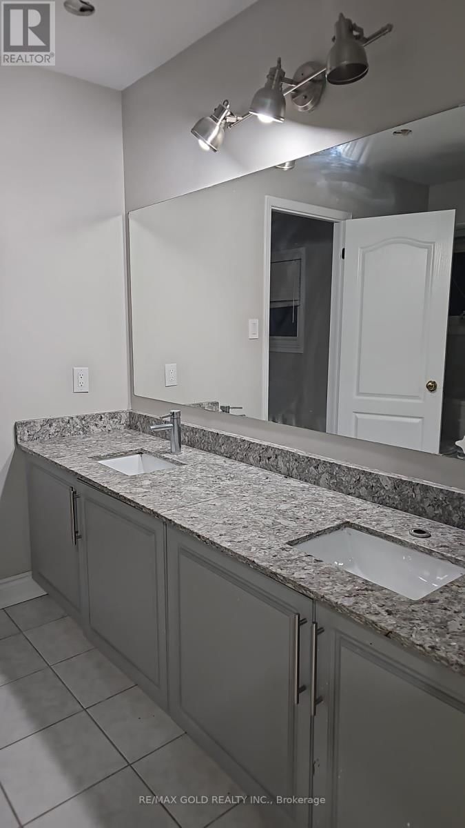 45 LIVINGSTON DRIVE Image 8