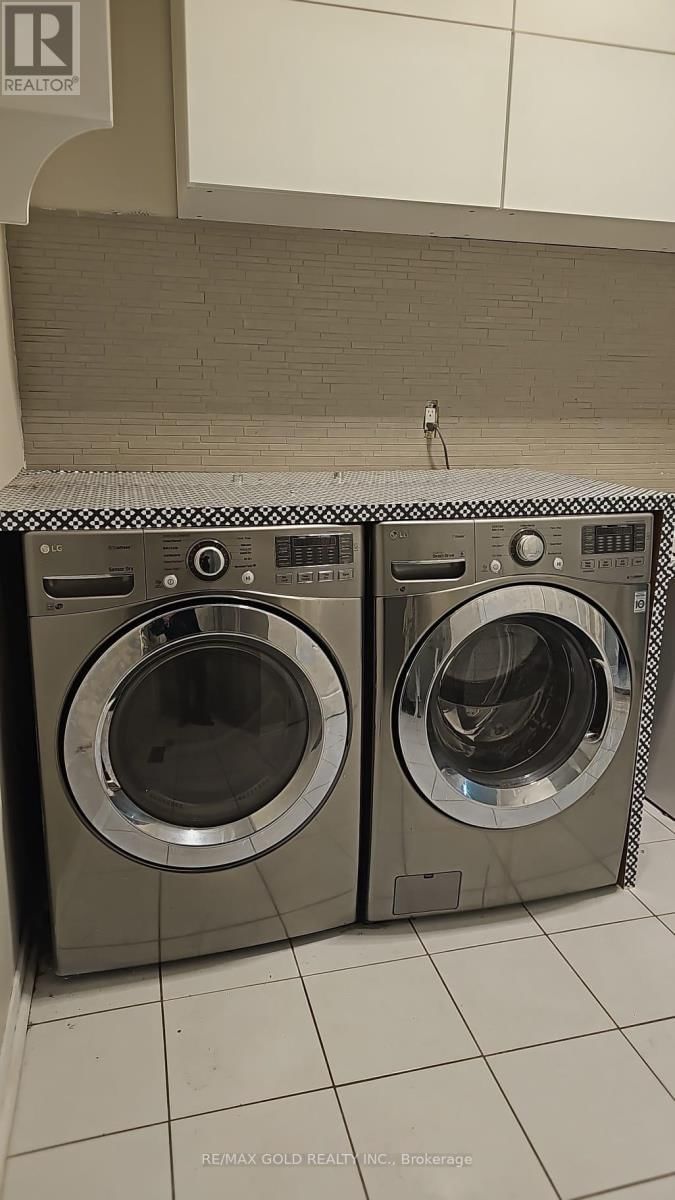 45 LIVINGSTON DRIVE Image 9