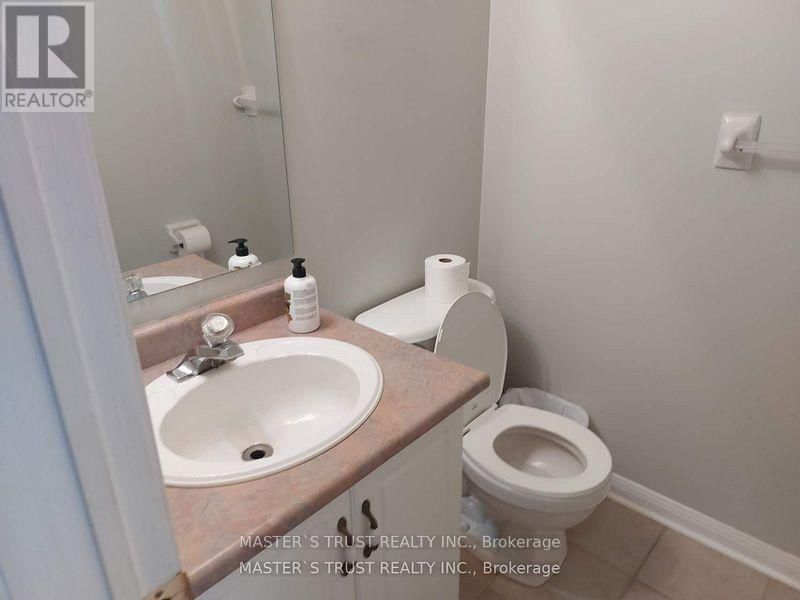 81 - 80 ACORN PLACE Image 13