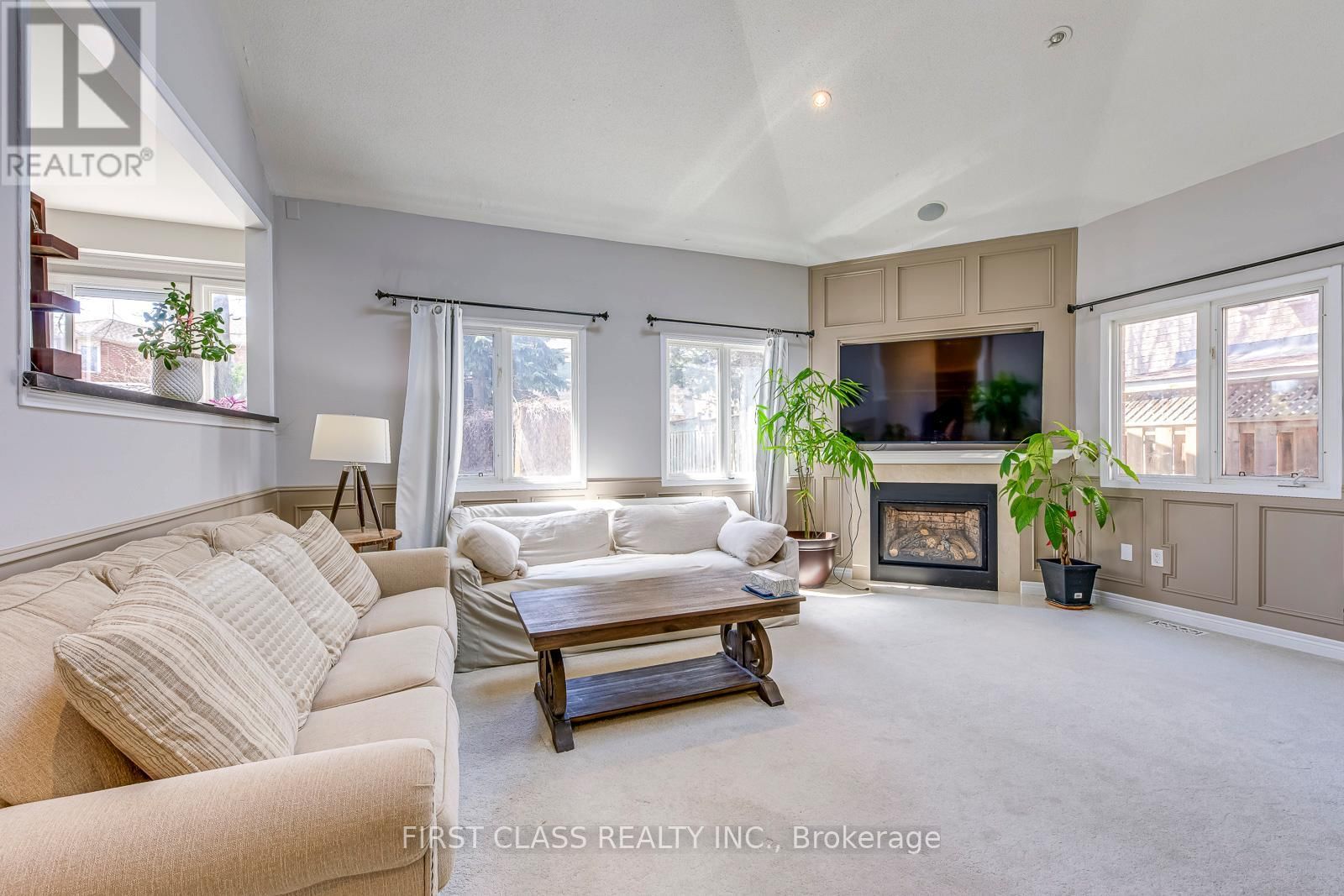 1386 SILVERSMITH DRIVE Image 12