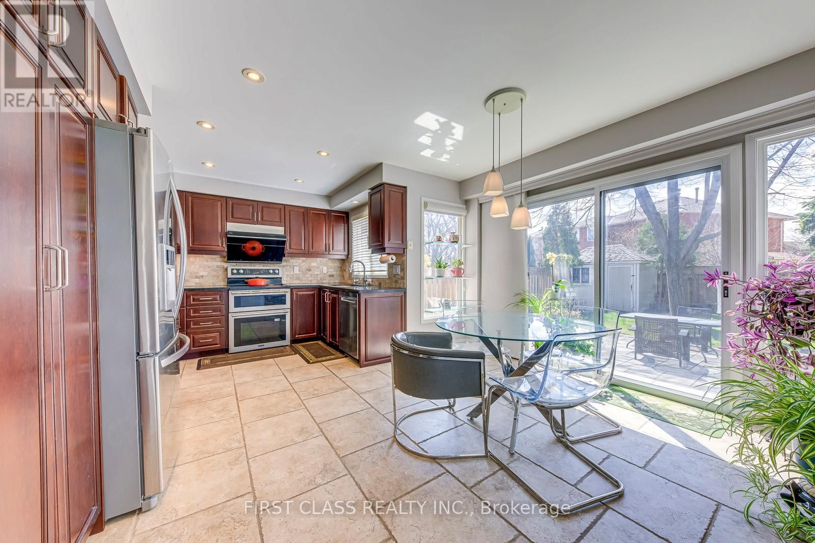 1386 SILVERSMITH DRIVE Image 17