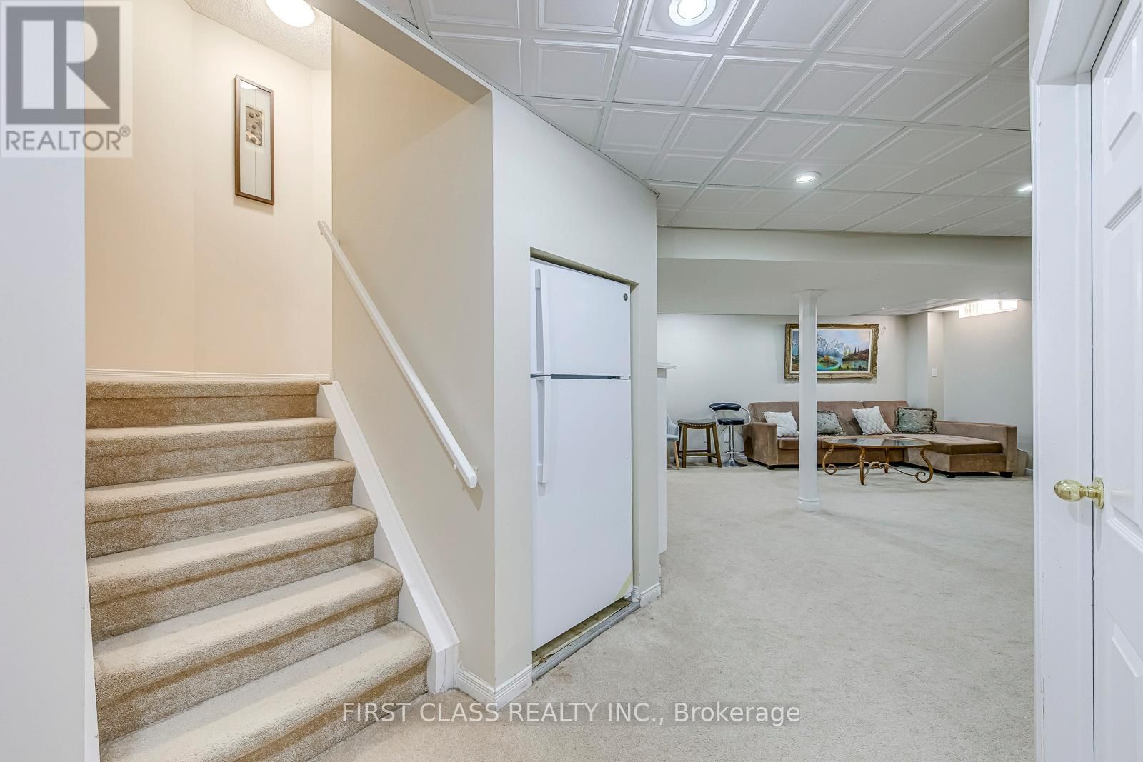 1386 SILVERSMITH DRIVE Image 41