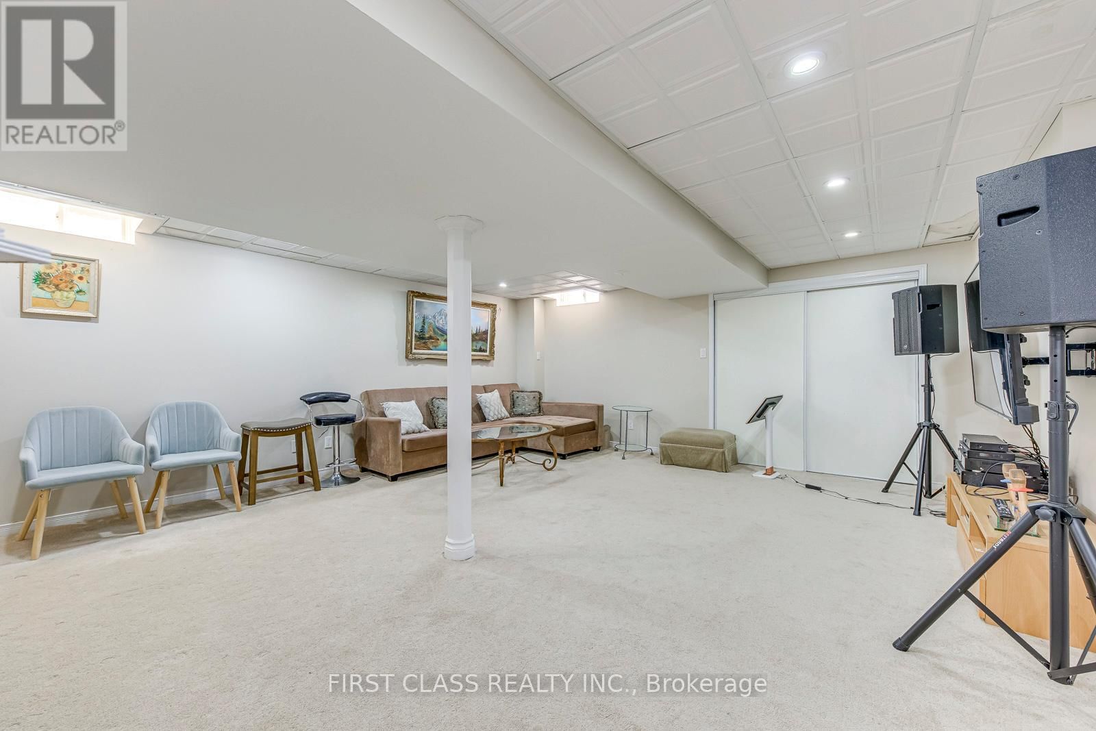 1386 SILVERSMITH DRIVE Image 42