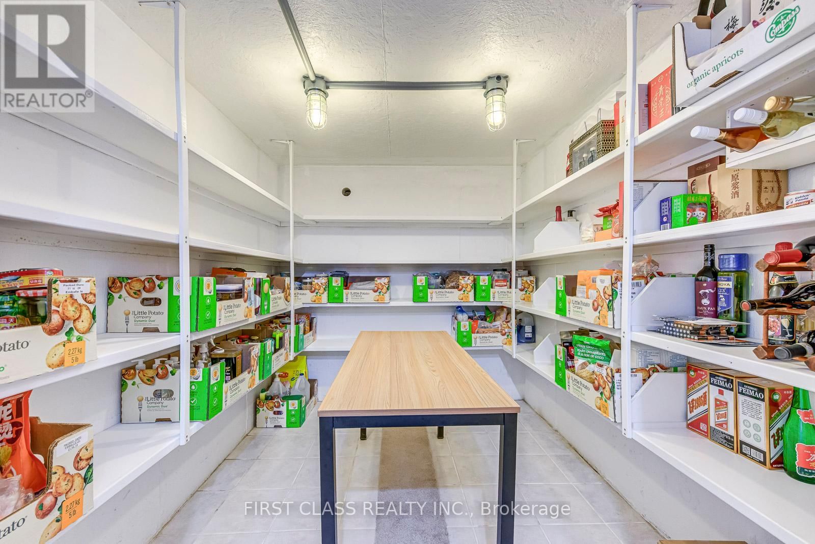 1386 SILVERSMITH DRIVE Image 46