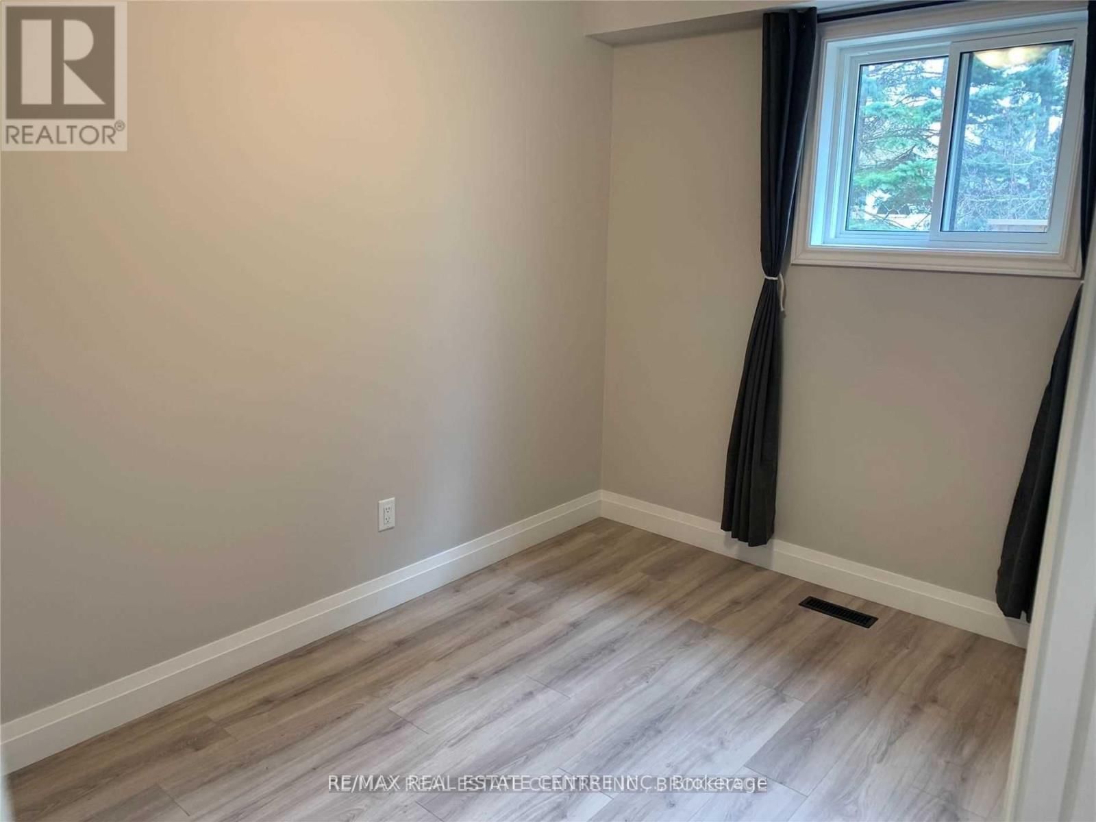 31 SHIRLEY STREET Image 16