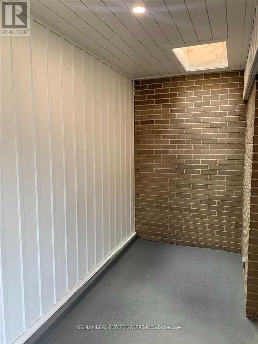 31 SHIRLEY STREET Image 18