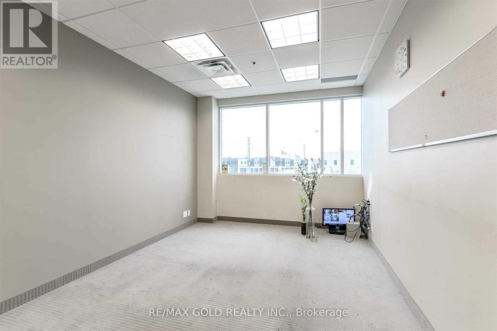 # 157 - 2960 DREW ROAD Image 16