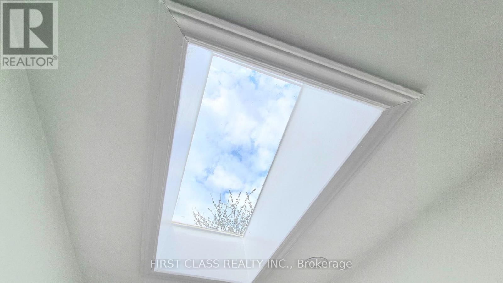 356 WALLACE AVENUE Image 22