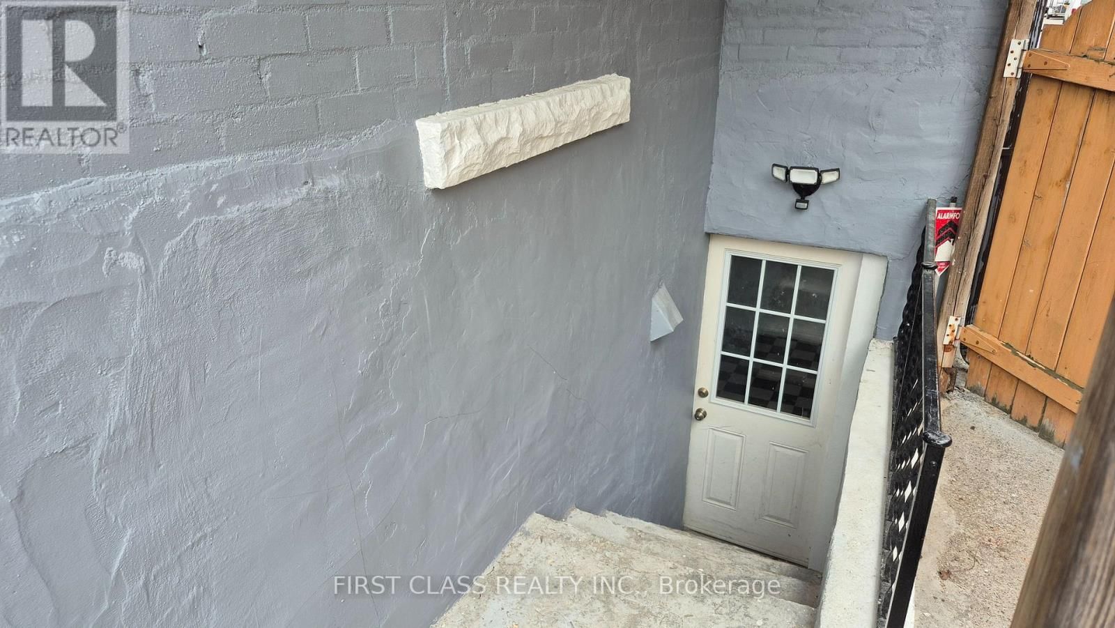 356 WALLACE AVENUE Image 25