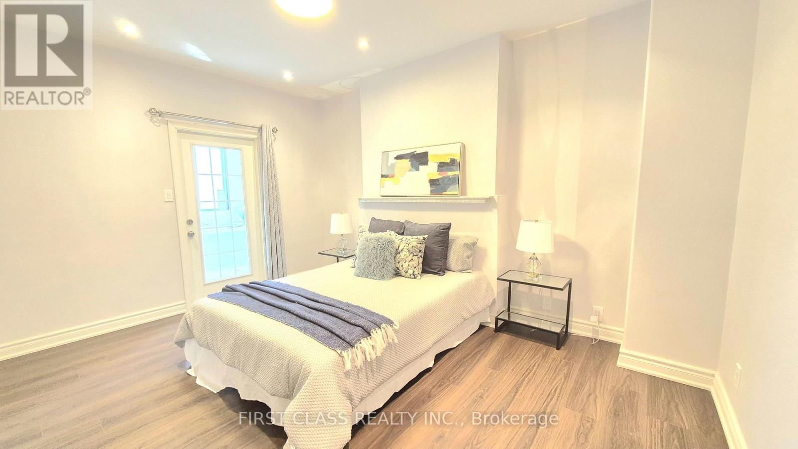 356 WALLACE AVENUE Image 8