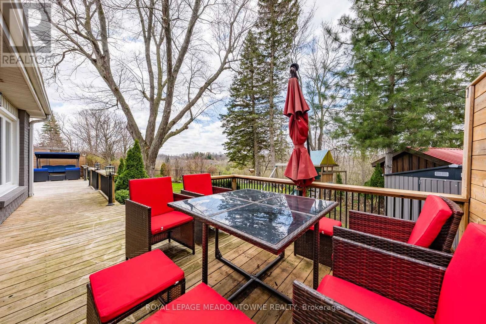 4 CHIPPER COURT Image 19