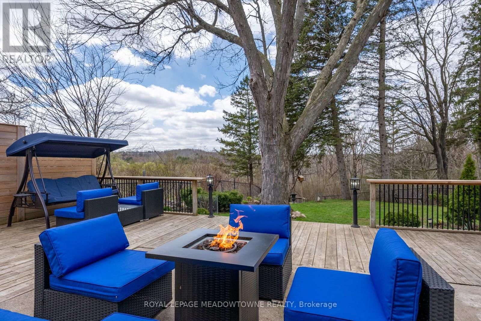 4 CHIPPER COURT Image 20