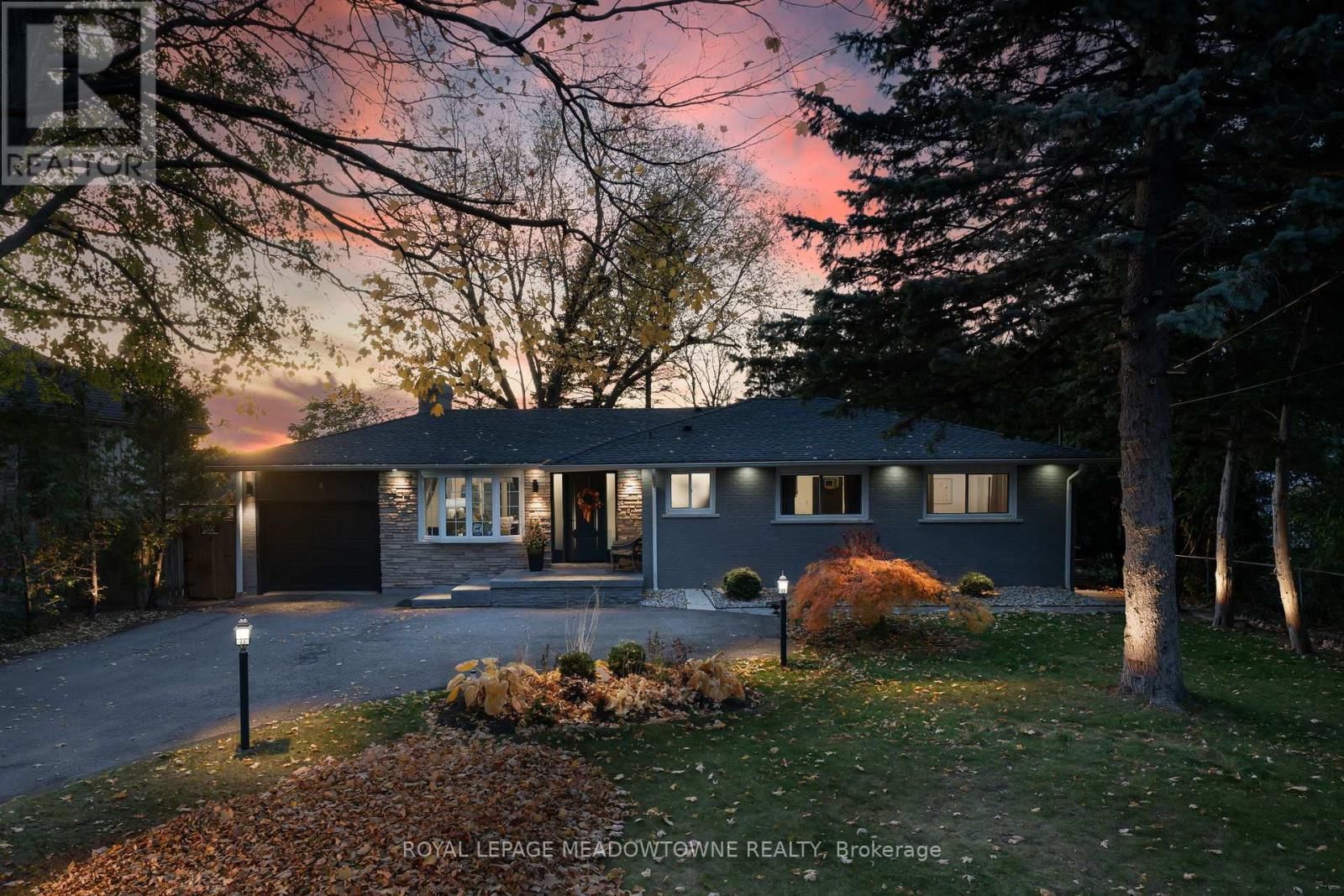 4 CHIPPER COURT Image 3