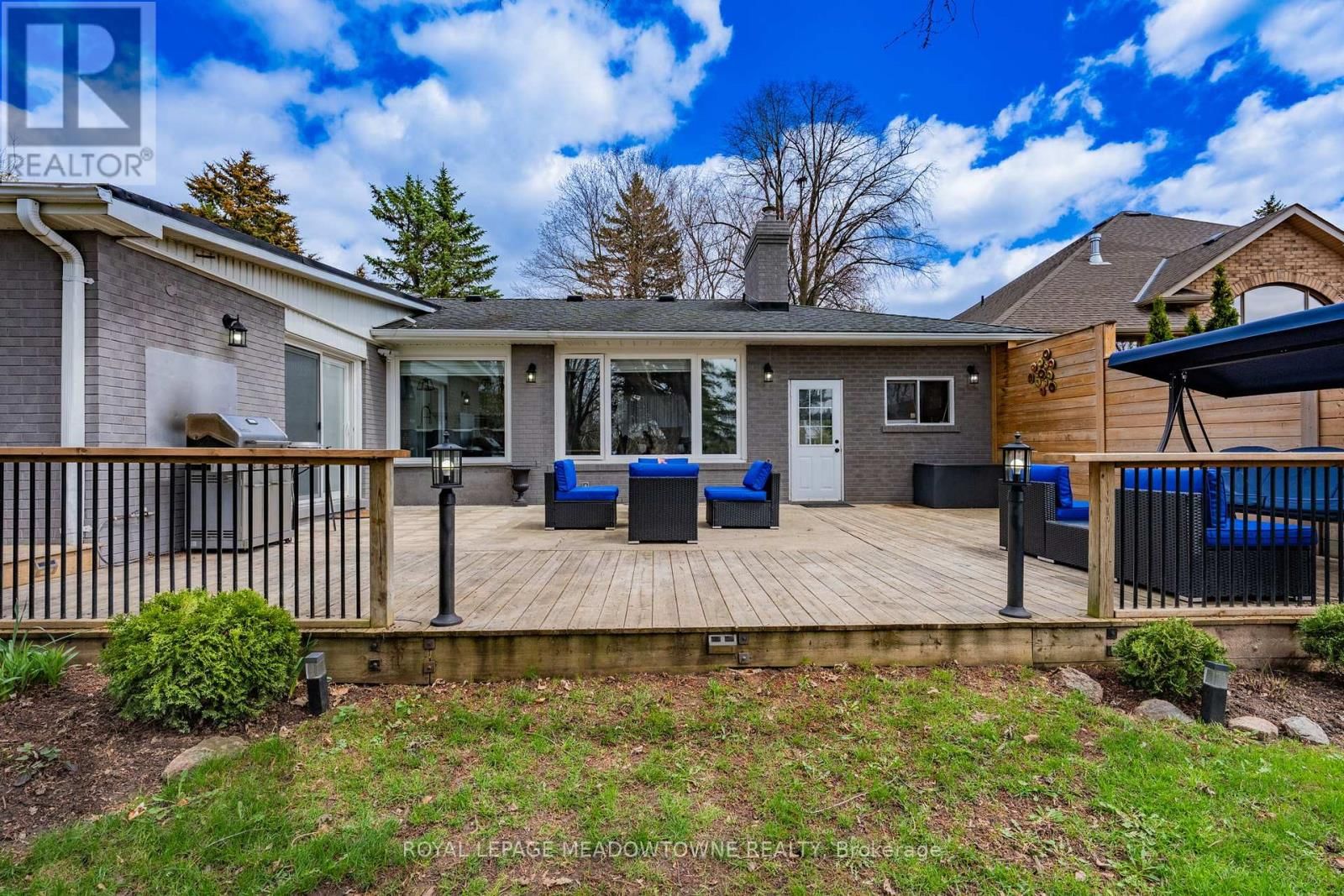 4 CHIPPER COURT Image 40