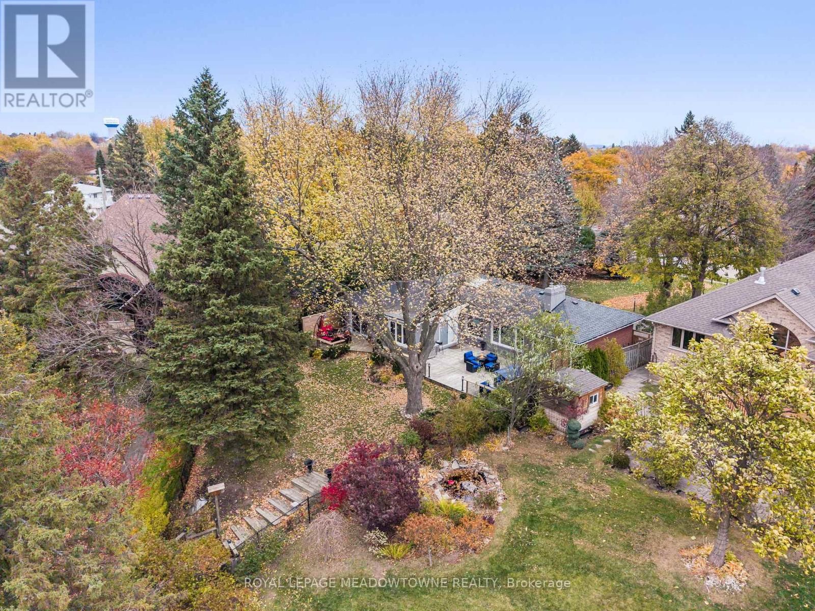 4 CHIPPER COURT Image 43