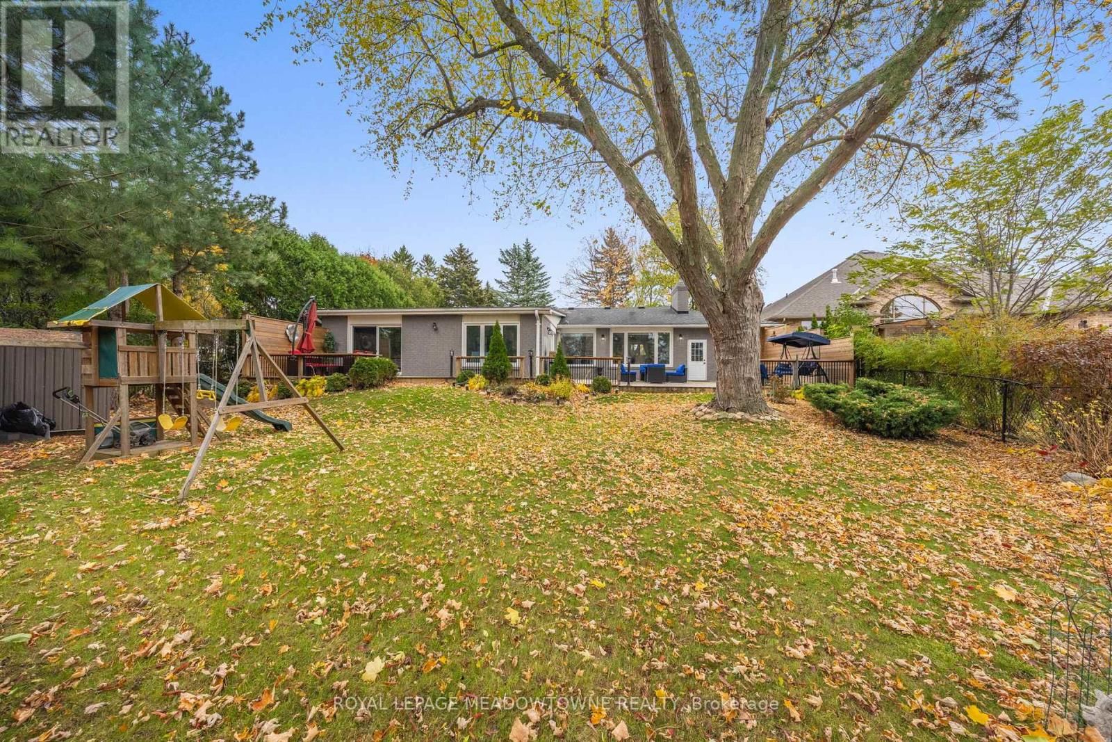 4 CHIPPER COURT Image 48