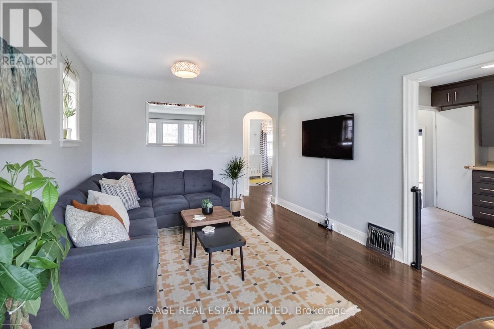 48 MURRIE STREET Image 13