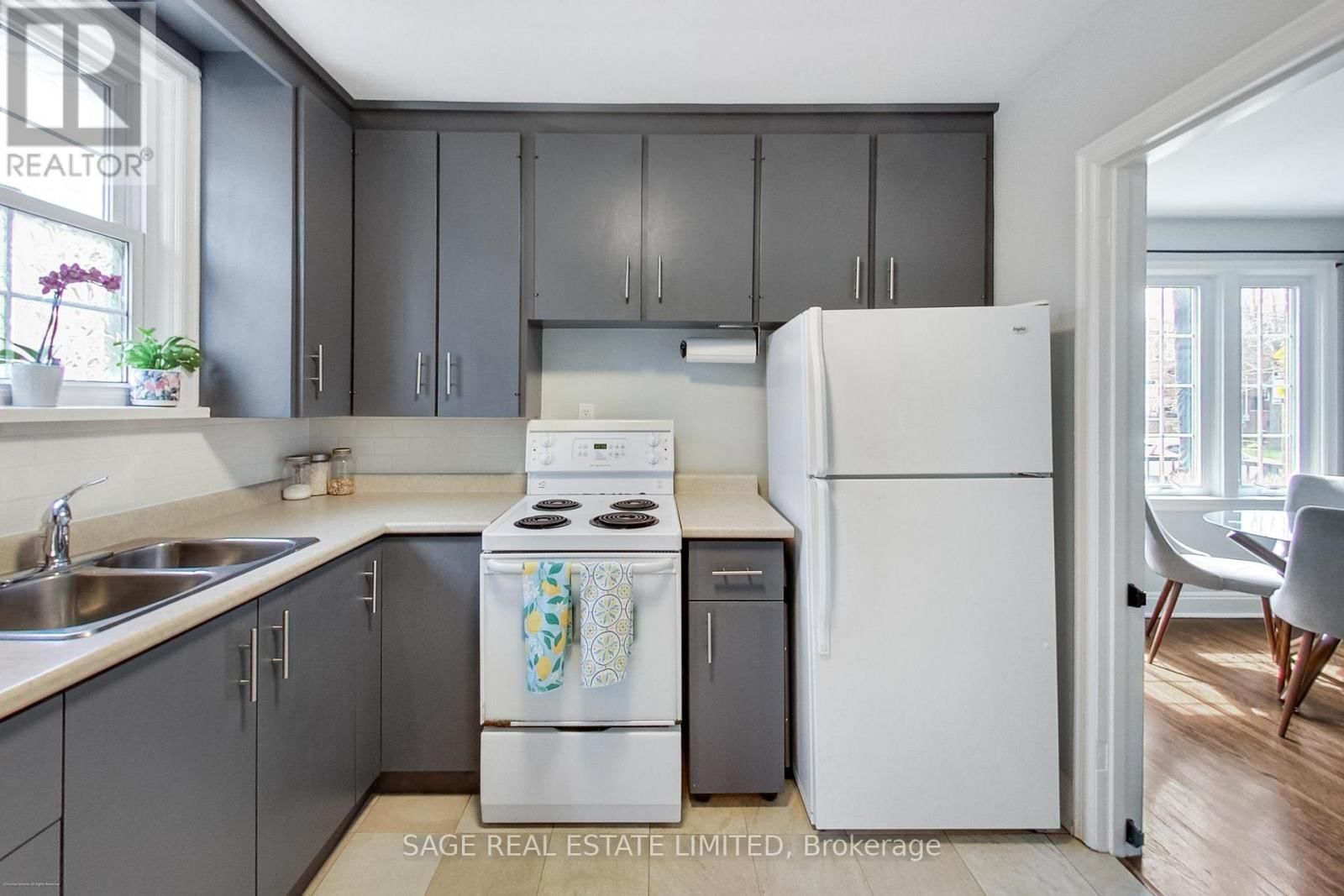 48 MURRIE STREET Image 16