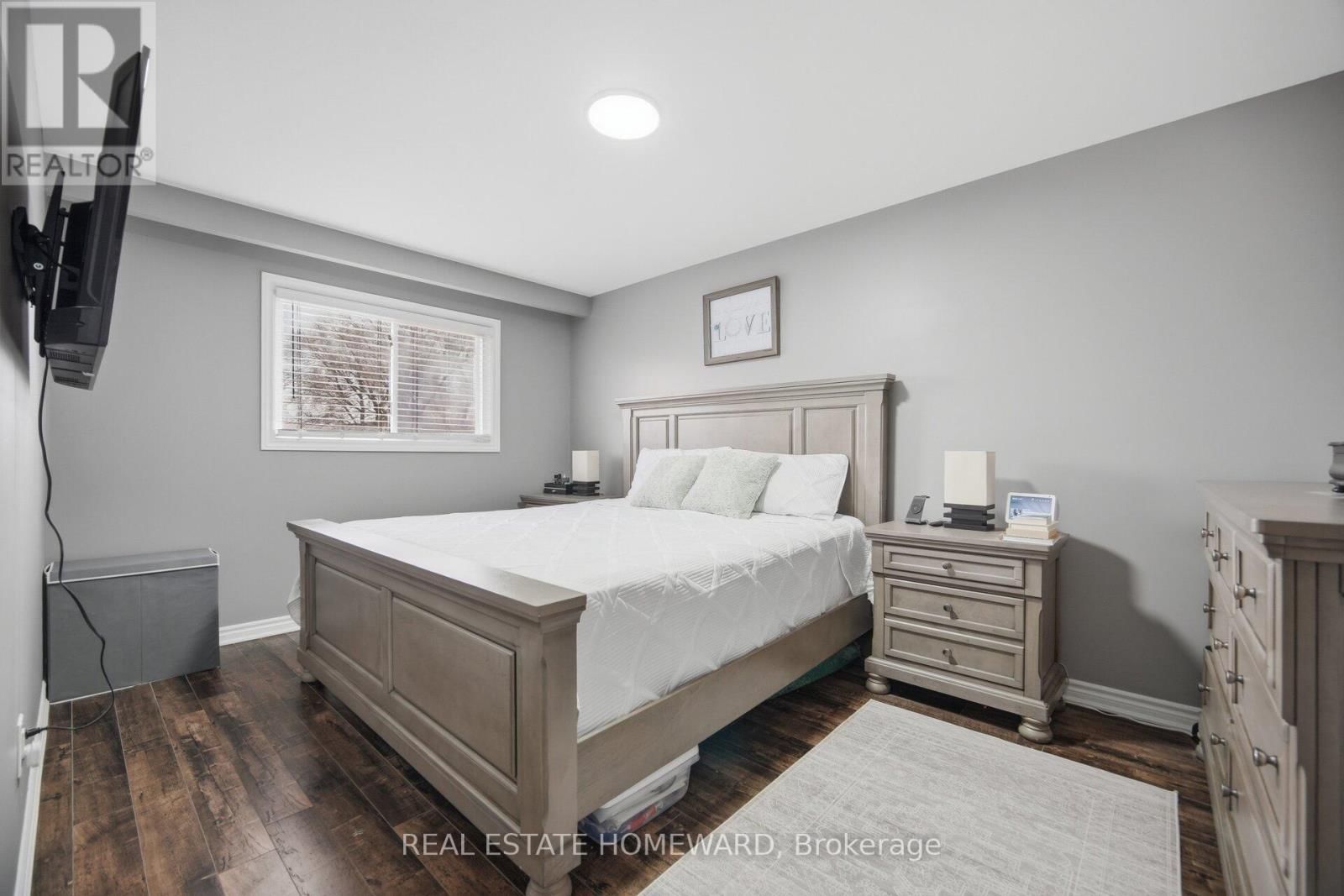 309 ROYAL SALISBURY WAY Image 17