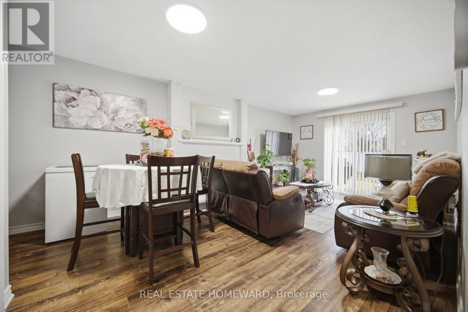 309 ROYAL SALISBURY WAY Image 22