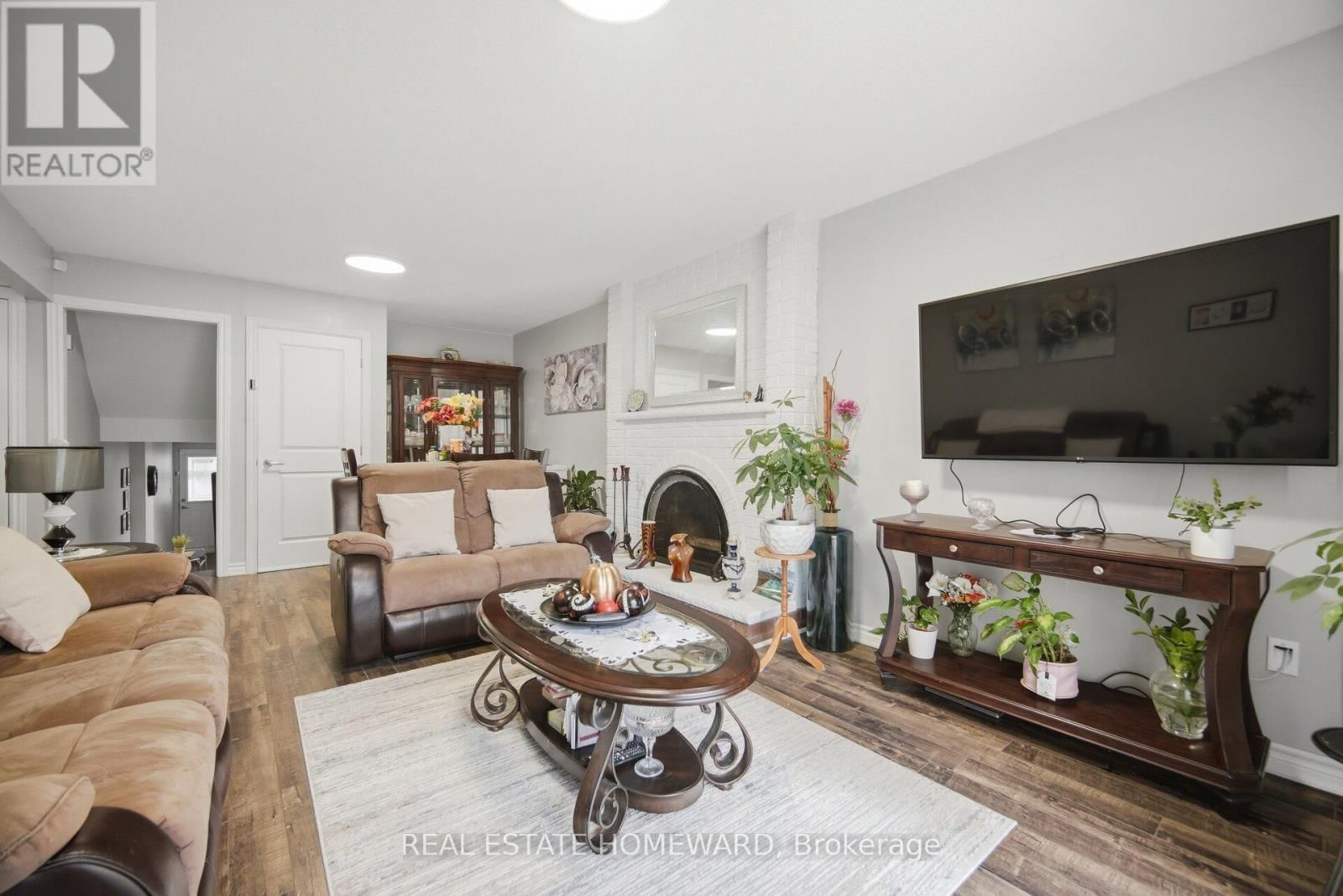 309 ROYAL SALISBURY WAY Image 24