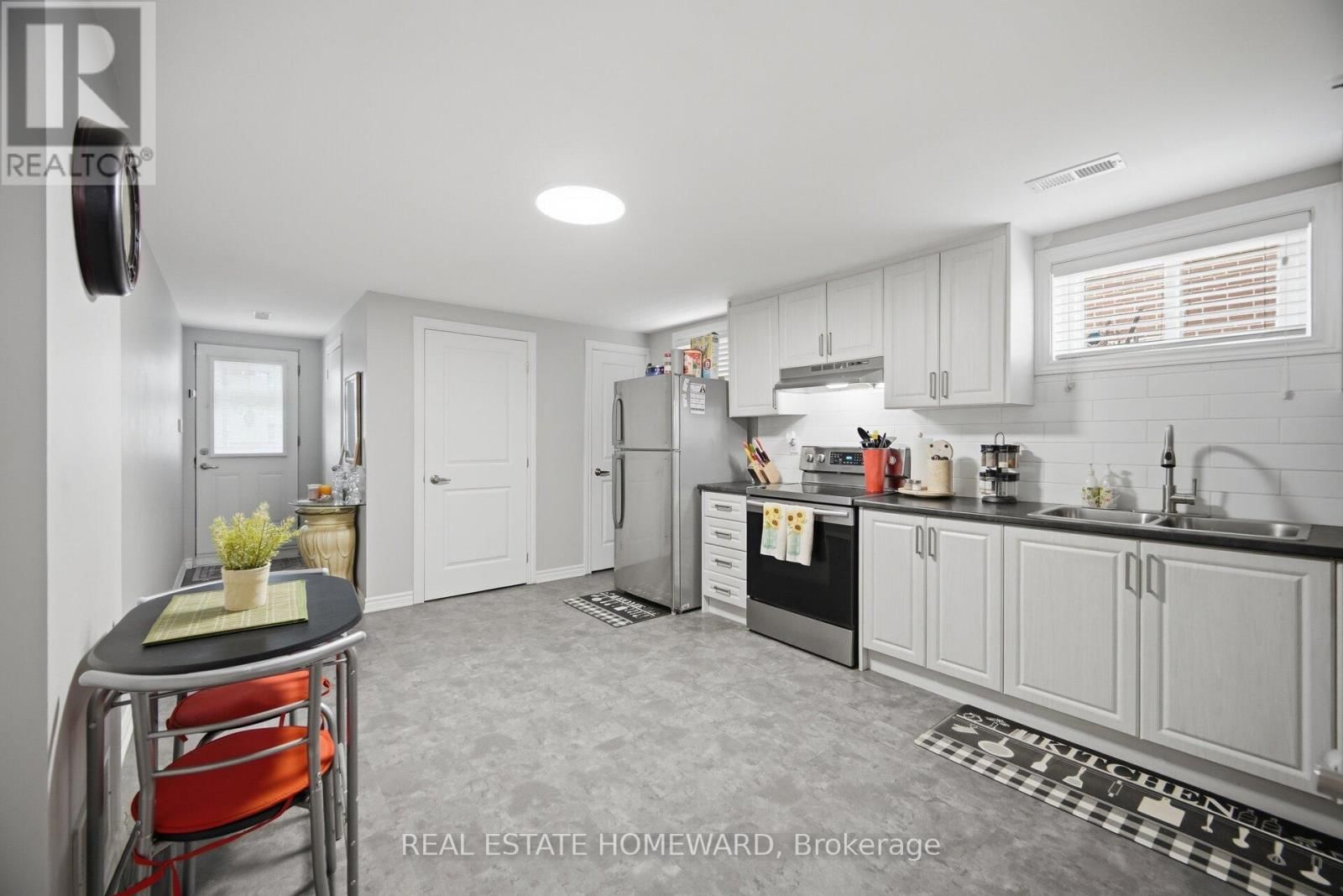 309 ROYAL SALISBURY WAY Image 29