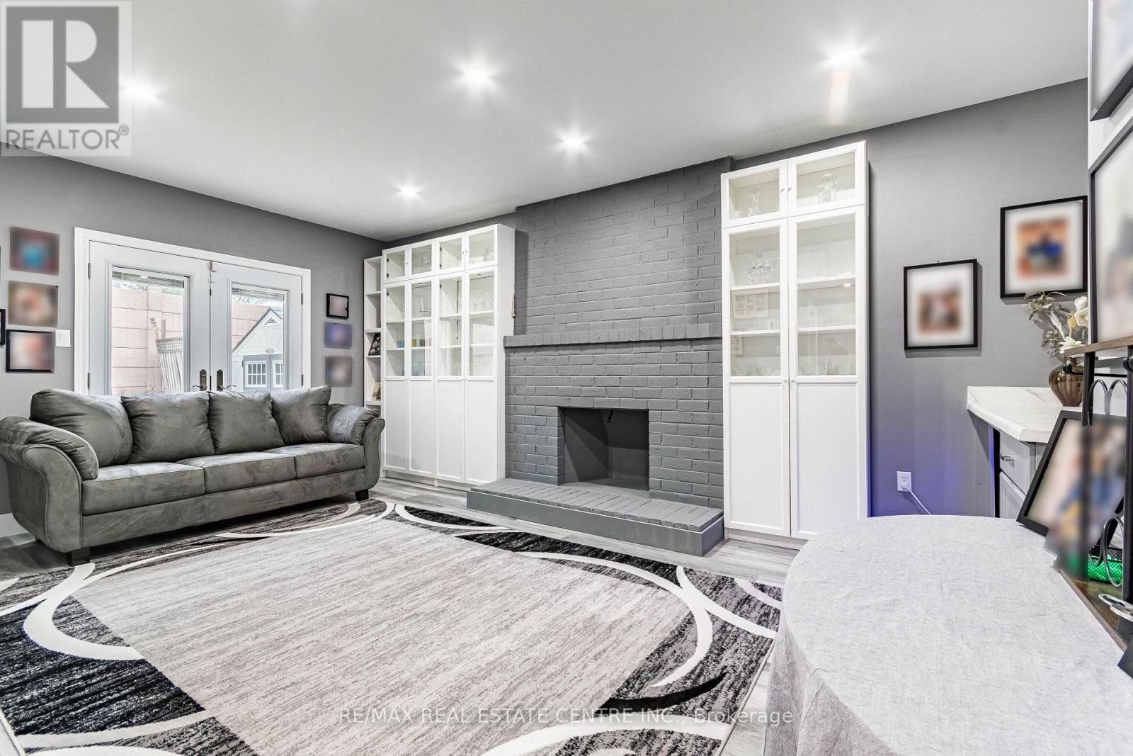 339 PARKLANE ROAD Image 10