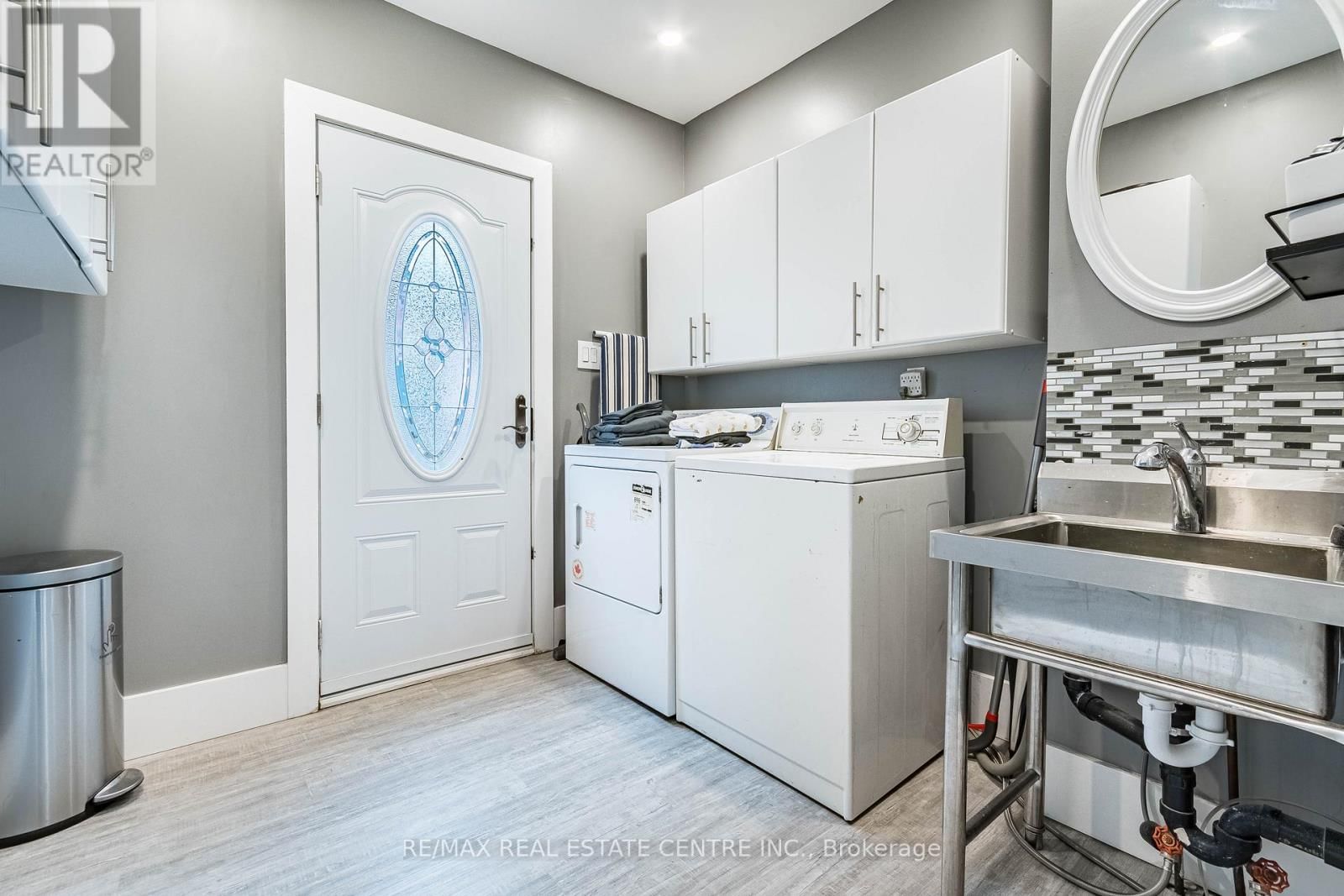 339 PARKLANE ROAD Image 20