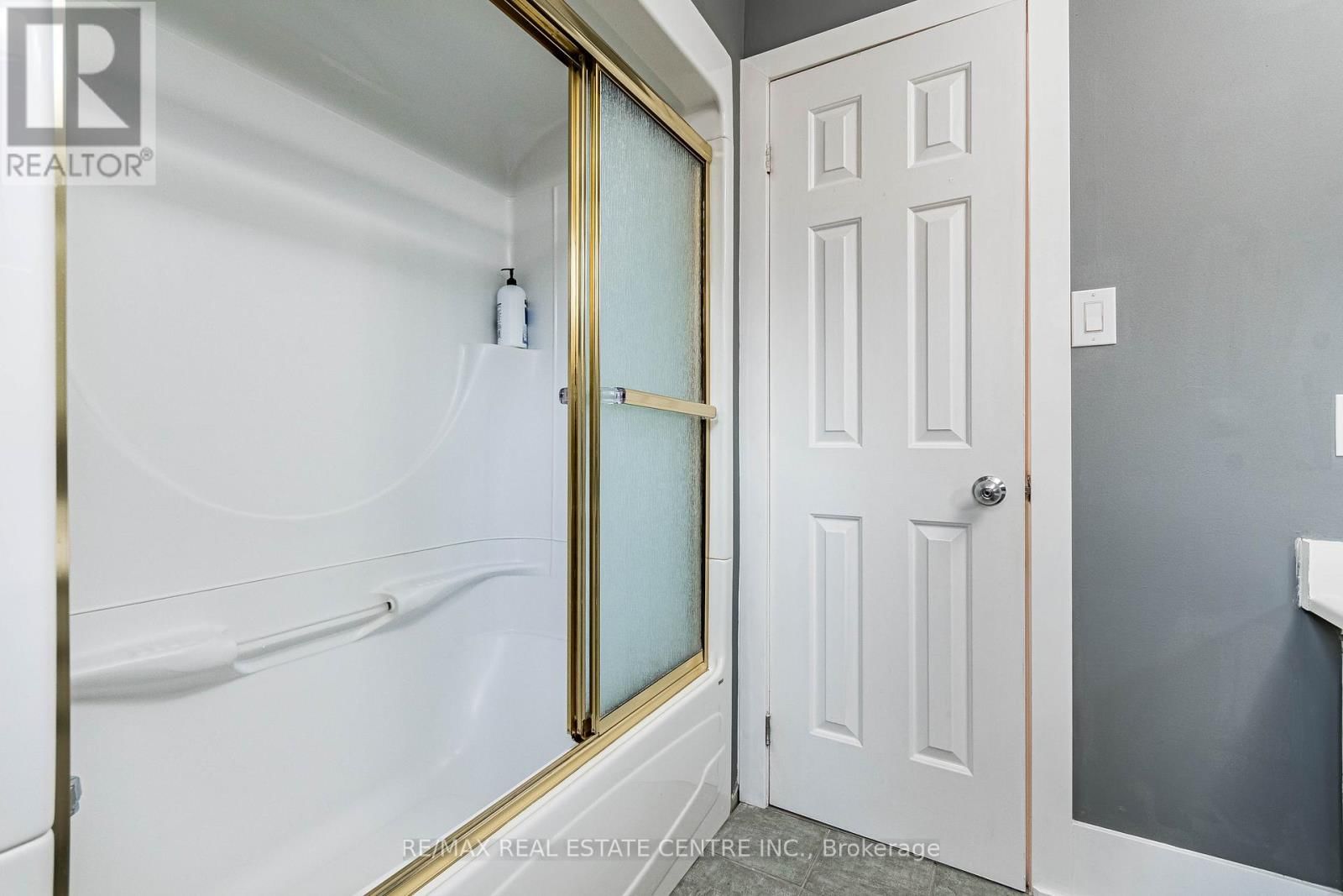 339 PARKLANE ROAD Image 41