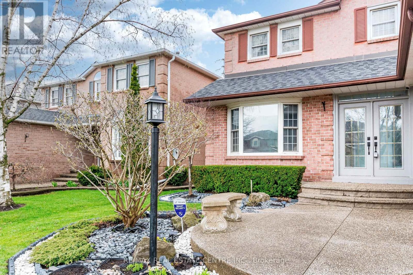 339 PARKLANE ROAD Image 43