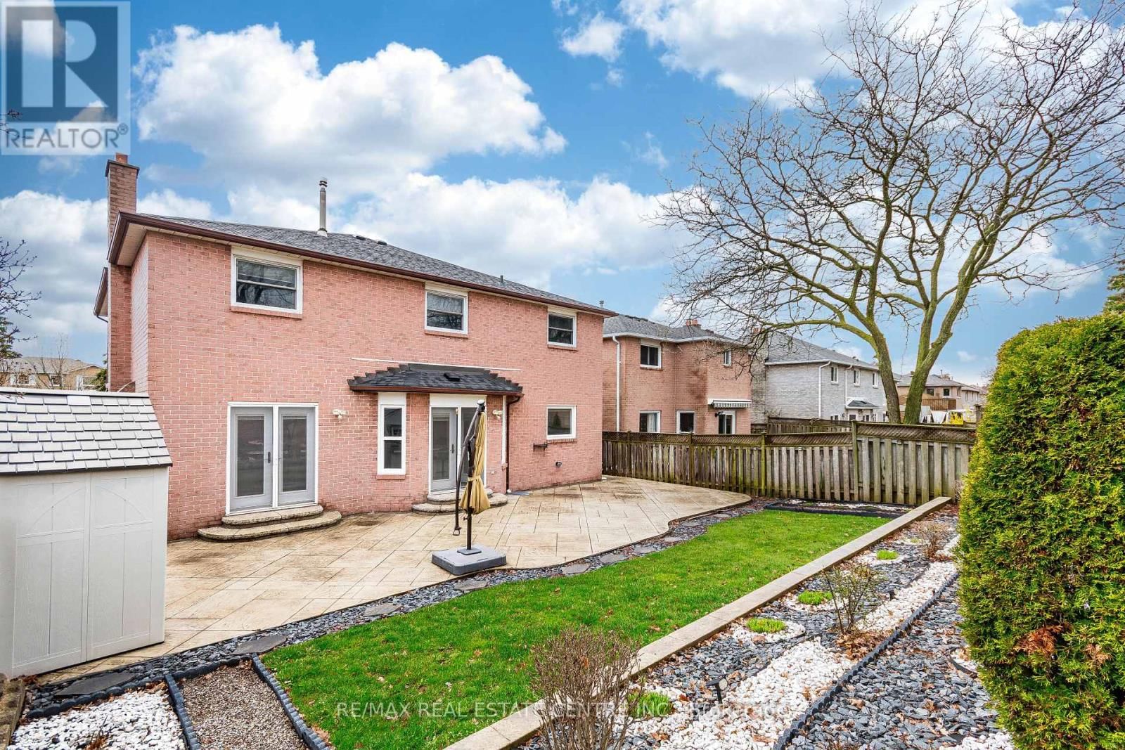 339 PARKLANE ROAD Image 45