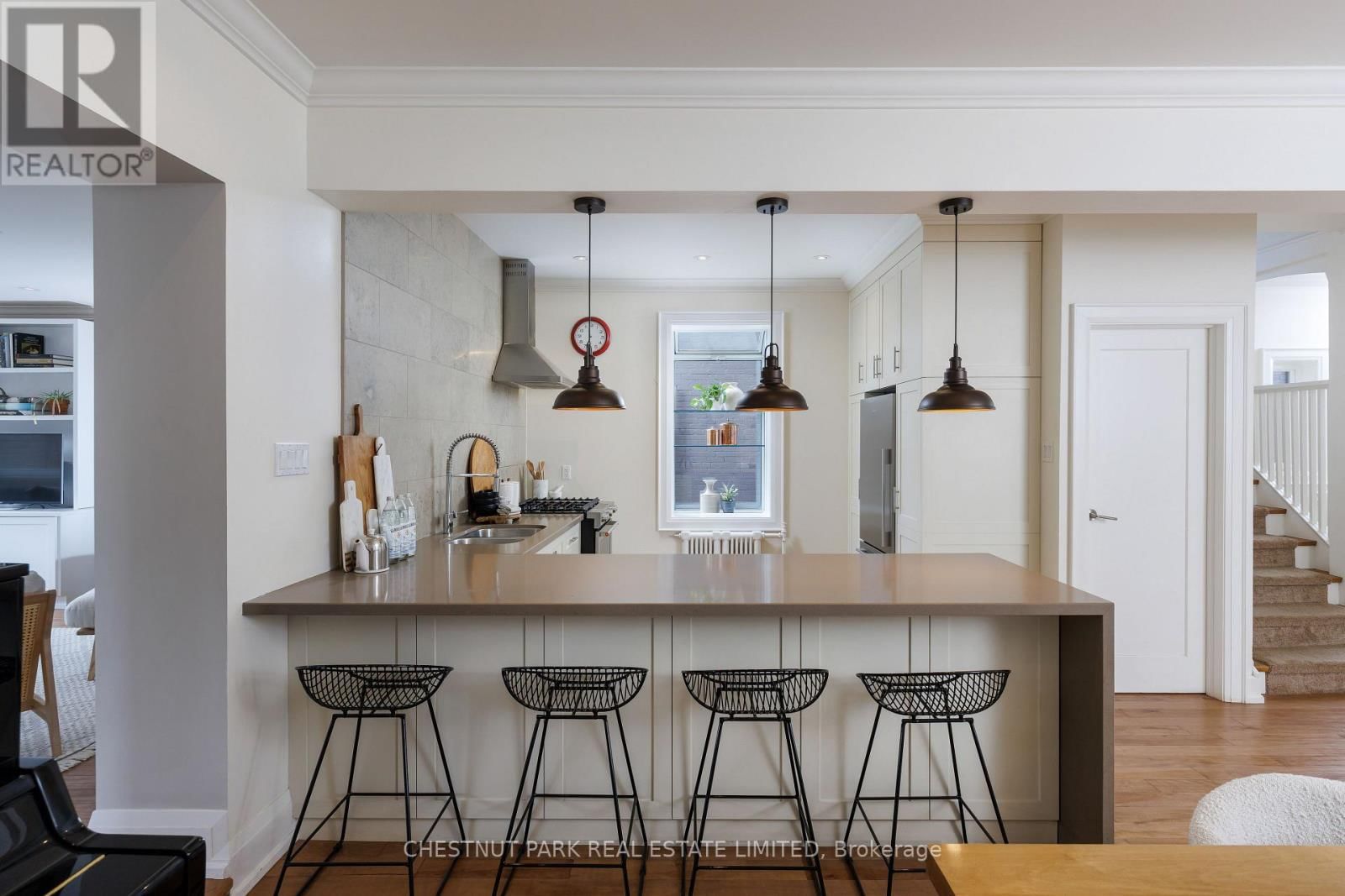 179 GLENDONWYNNE ROAD Image 11