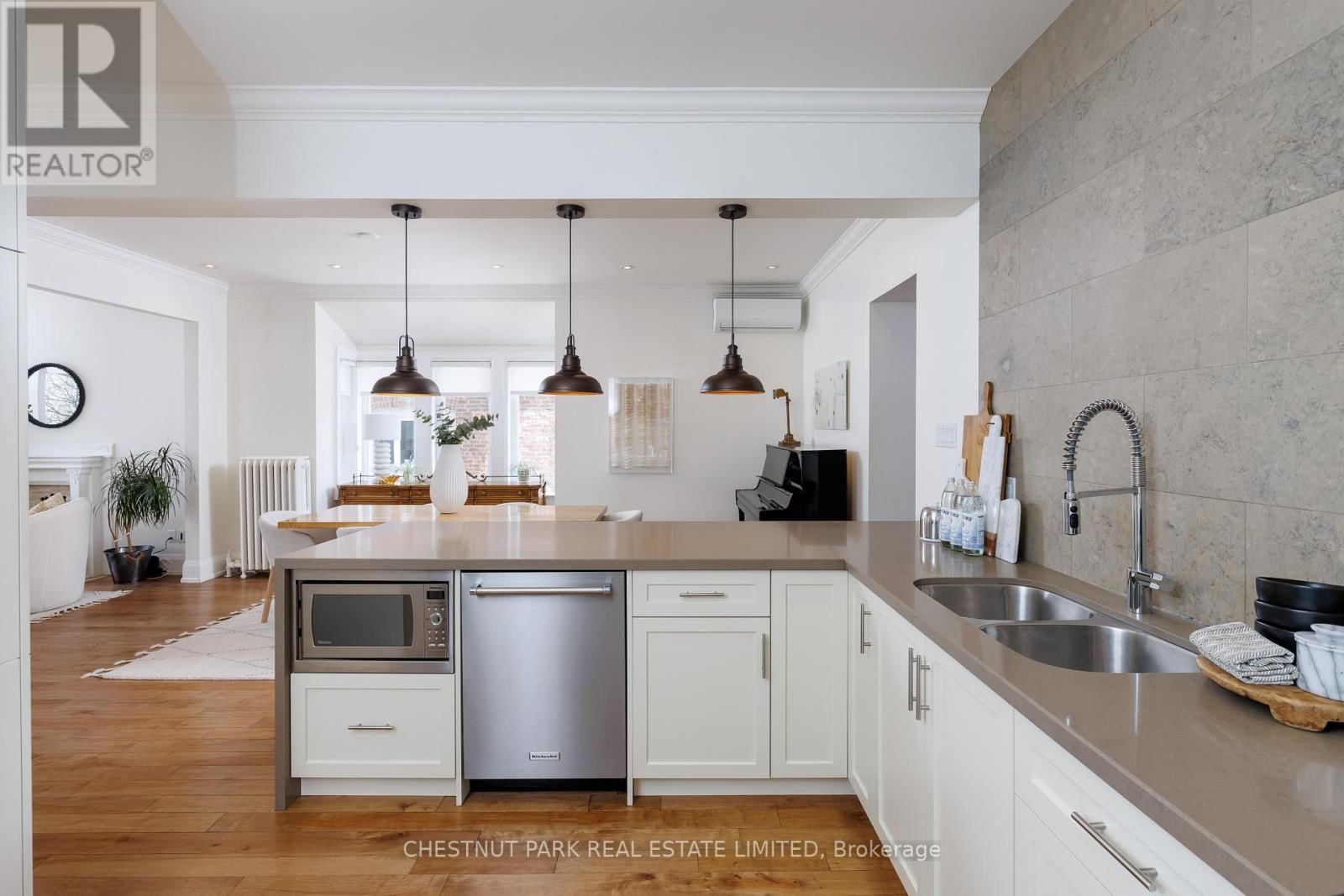 179 GLENDONWYNNE ROAD Image 12