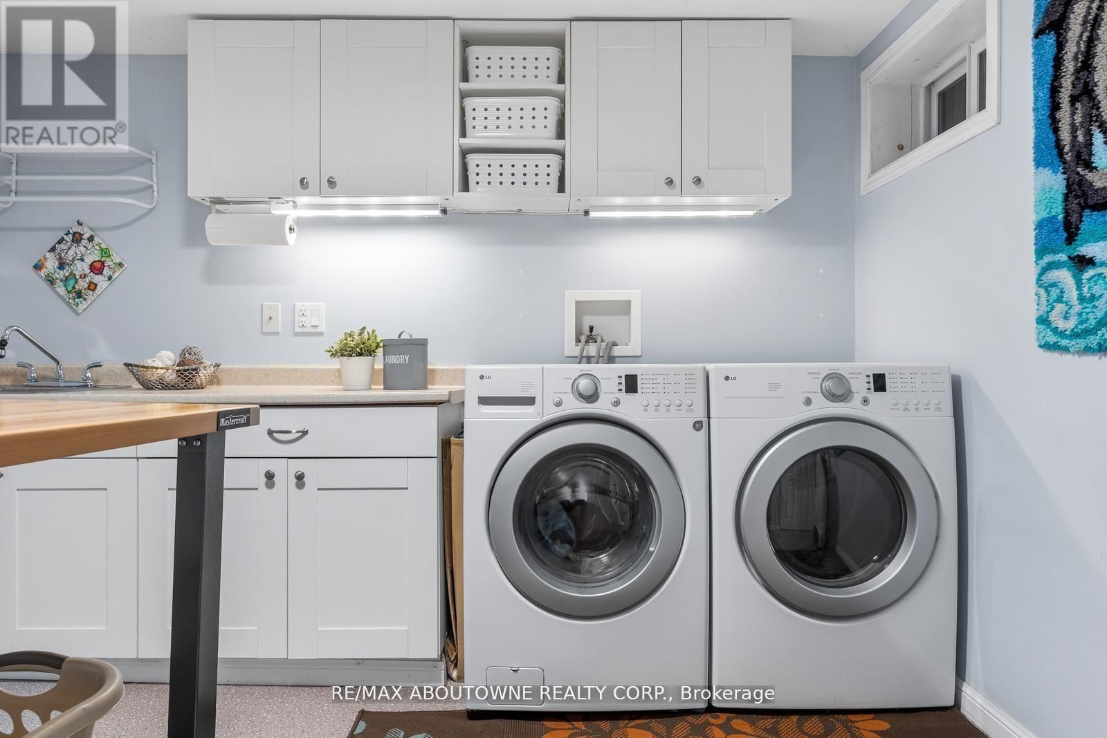 71 SARAH LANE Image 28