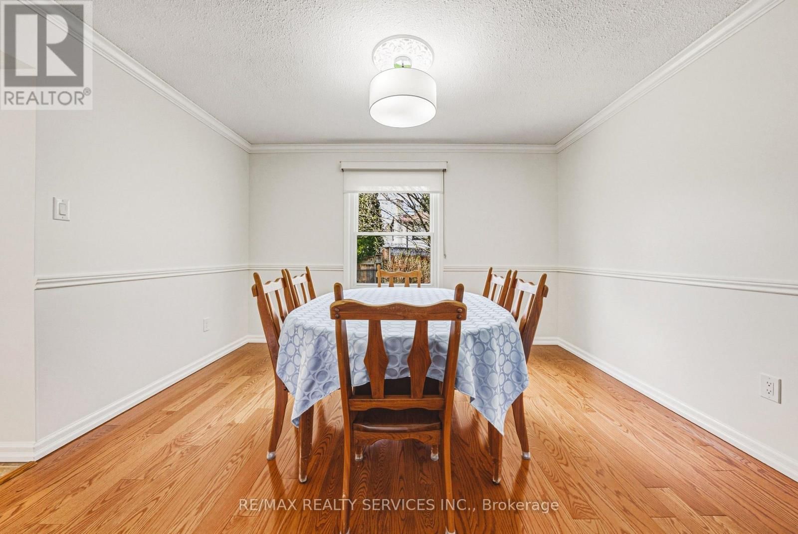 4 MOUNT FOREST DRIVE Image 10