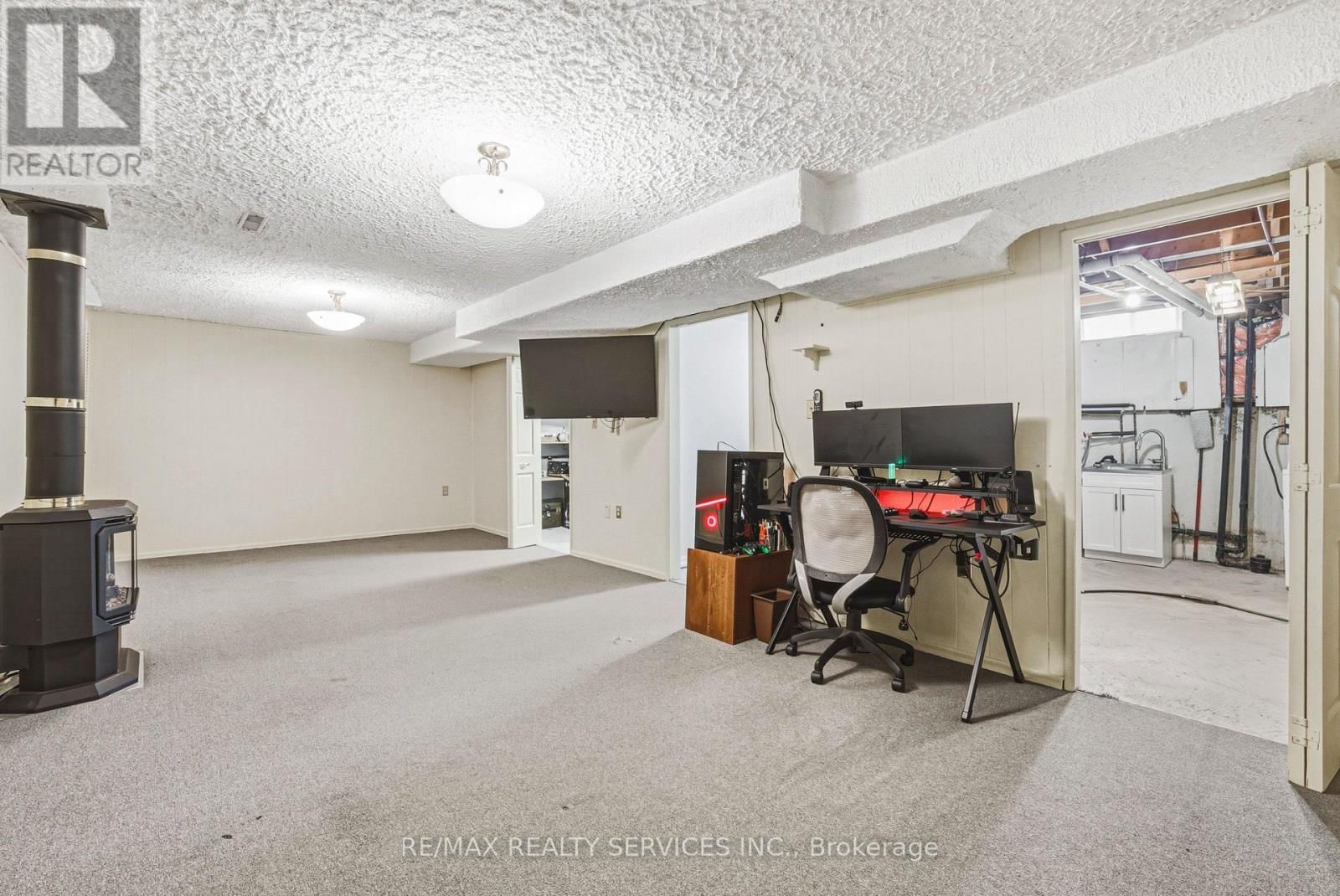 4 MOUNT FOREST DRIVE Image 27