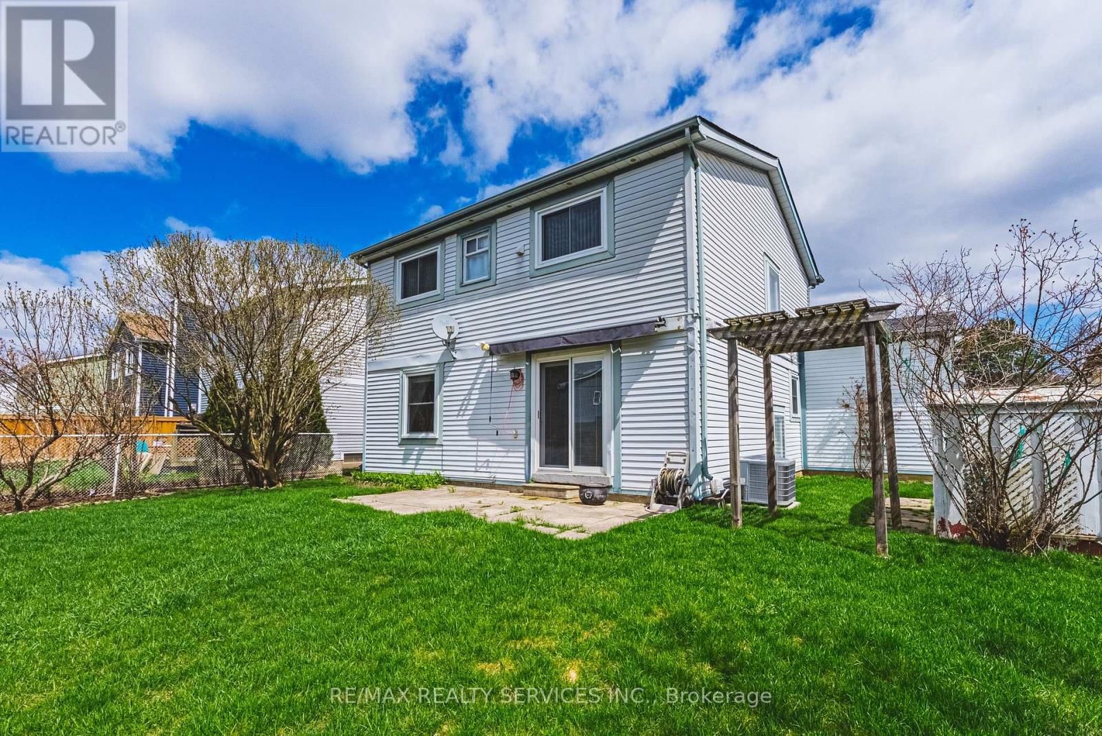 4 MOUNT FOREST DRIVE Image 33