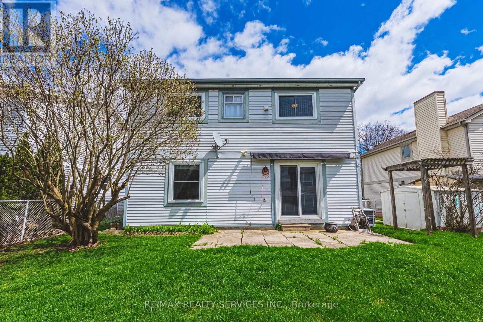 4 MOUNT FOREST DRIVE Image 34