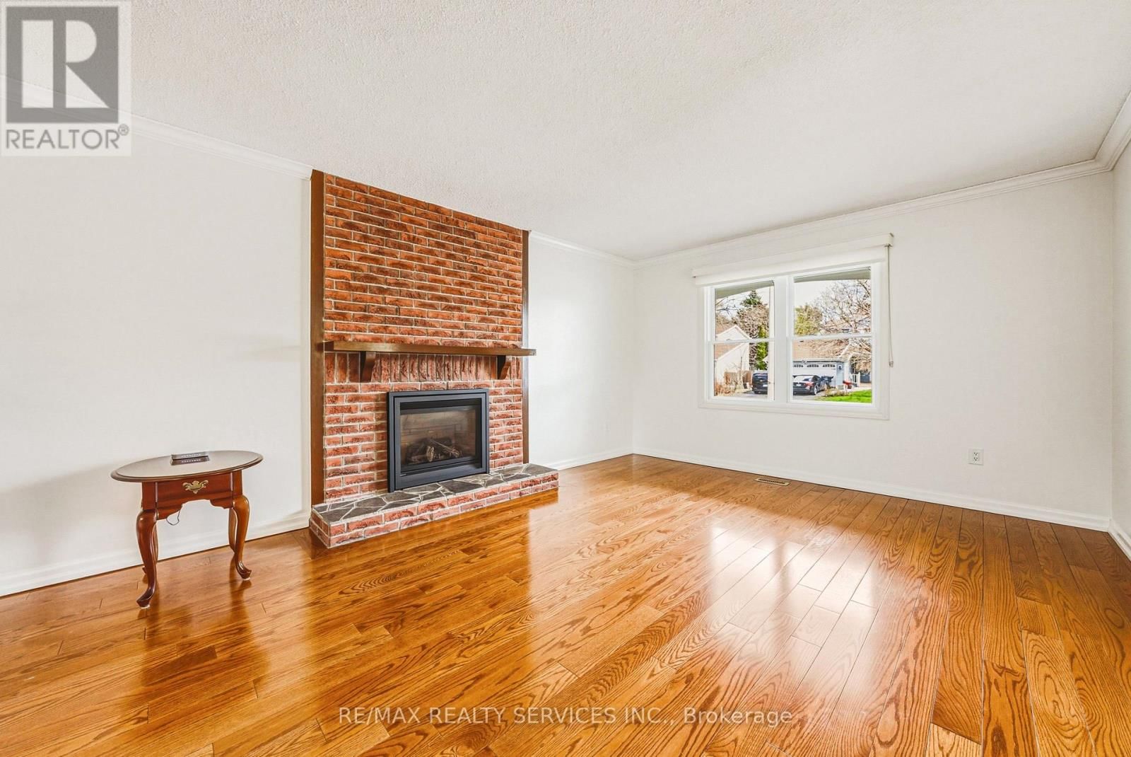 4 MOUNT FOREST DRIVE Image 9