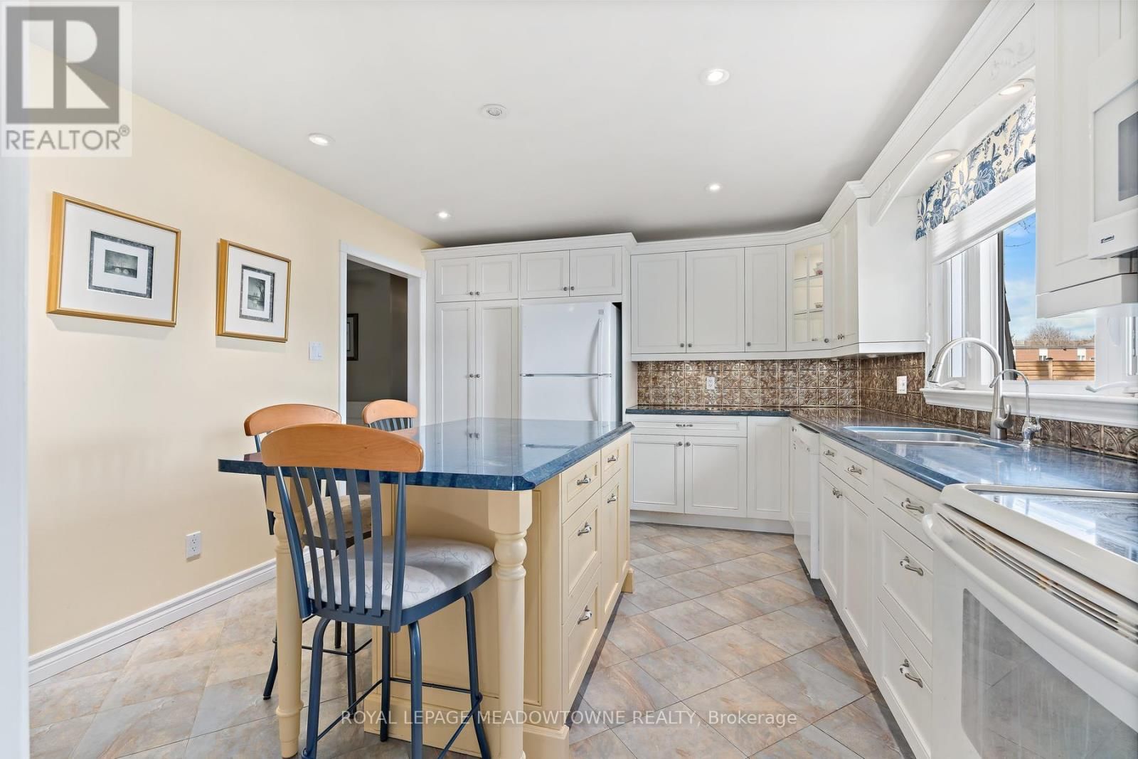 82 MARY STREET Image 16